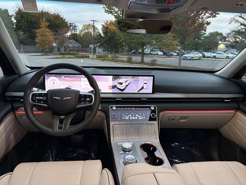 Used 2025 Genesis GV80 3.5T Advanced image 31