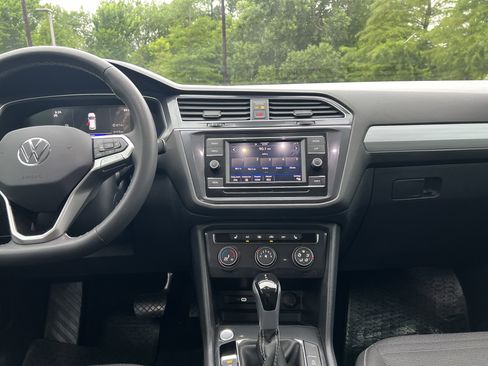 Used 2024 Volkswagen Tiguan S FWD image 25