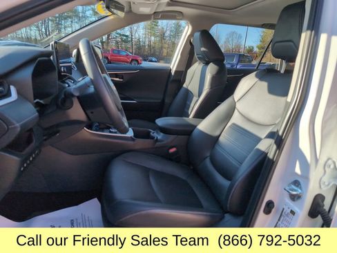 Used 2024 Toyota RAV4 Limited w/ Advanced Technology Package image 11