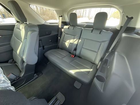 New 2026 Ford Explorer Active w/ Active Comfort Package image 23