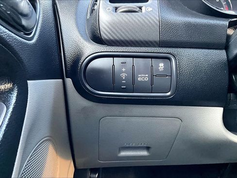 Used 2015 Kia Forte EX FWD image 32
