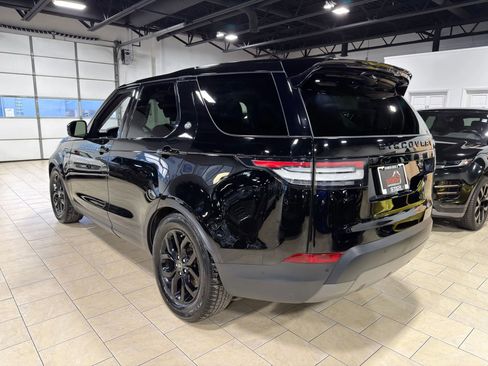 Used 2018 Land Rover Discovery SE image 6