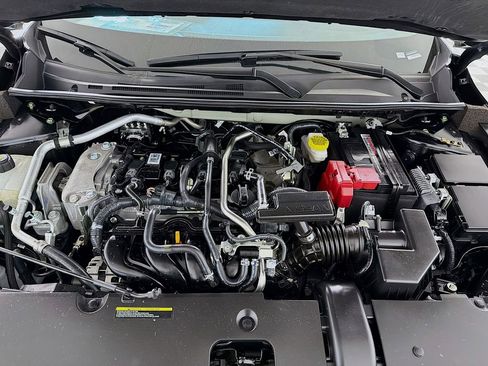 Used 2025 Nissan Sentra S image 28