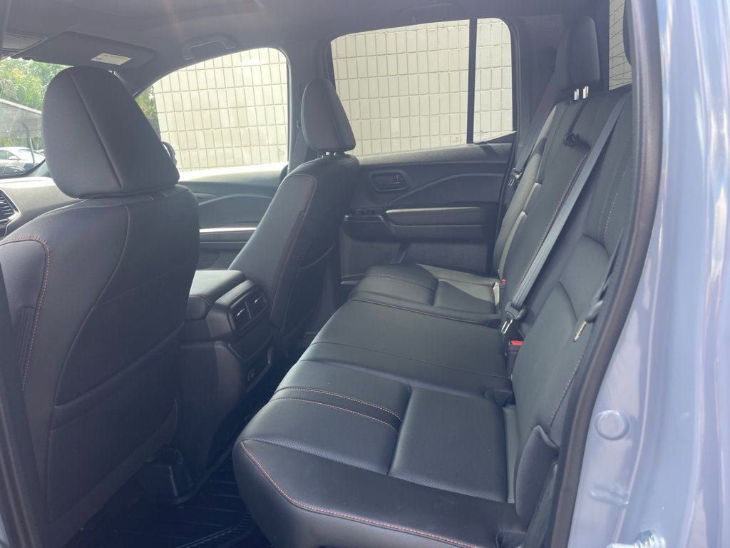 Used 2025 Honda Ridgeline TrailSport+ image 12