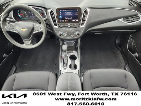 Used 2024 Chevrolet Malibu LT FWD image 24