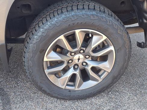 Used 2021 Chevrolet Silverado 1500 RST w/ Z71 Off-Road Package image 25