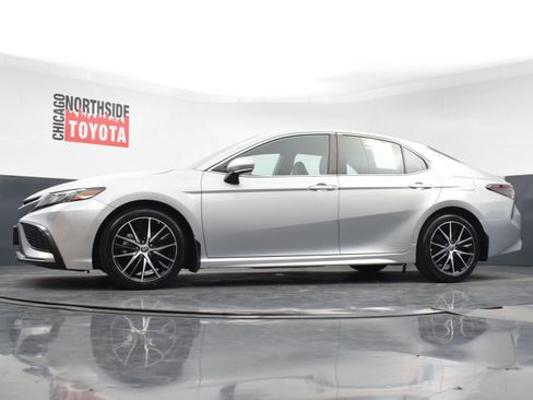 Used 2023 Toyota Camry SE image 24