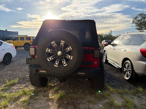 Used 2015 Jeep Wrangler Unlimited Sport w/ Quick Order Package 24S AWD/4WD image 6