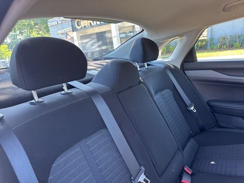 Used 2025 Kia K5 LXS FWD image 15