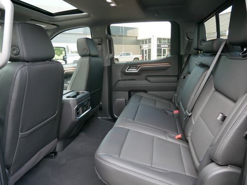 Used 2024 GMC Sierra 1500 Denali w/ Denali Reserve Package image 13