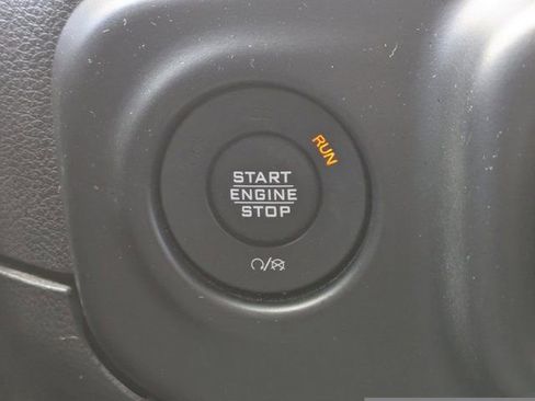 Used 2020 Jeep Wrangler Unlimited Sahara w/ Uconnect 4C Nav & Sound Group image 24