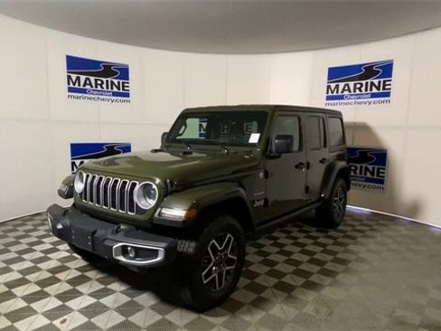 Used 2024 Jeep Wrangler Sahara w/ Technology Group image 6