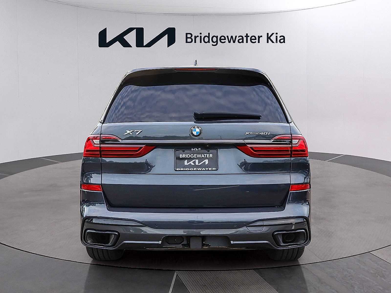 Used 2020 BMW X7 xDrive40i w/ M Sport Package AWD/4WD image 5