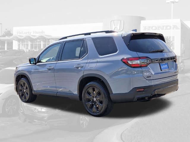 New 2026 Honda Pilot Black Edition image 3