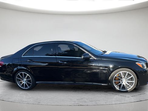 Used 2014 Mercedes-Benz E 63 AMG S-Model image 3