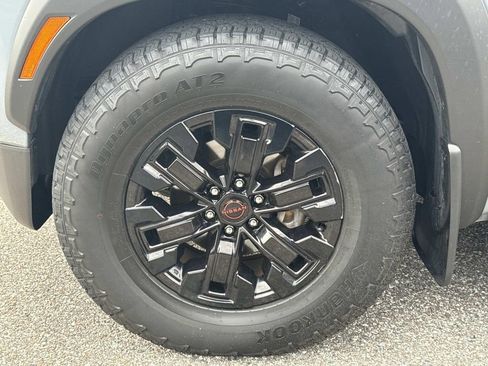 Used 2024 Nissan Frontier Pro-X w/ Pro Convenience Package image 11