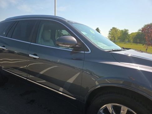 Used 2013 Buick Enclave Leather AWD/4WD image 4