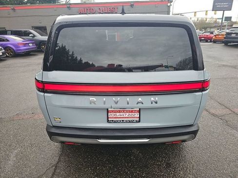 Used 2023 Rivian R1S Adventure AWD/4WD image 23