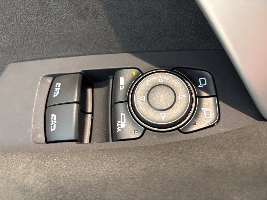 Used 2023 Chevrolet Camaro ZL1 RWD image 11