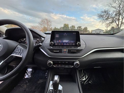 Used 2020 Nissan Altima 2.5 S image 11