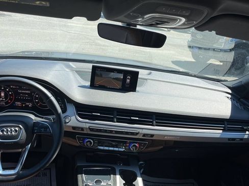 Used 2017 Audi Q7 3.0T Prestige AWD/4WD image 7