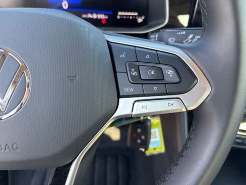 Used 2025 Volkswagen Jetta S image 12