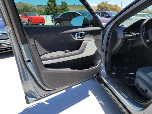 Used 2023 Polestar Polestar 2 w/ Pilot Pack AWD/4WD image 20