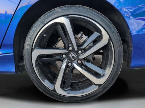 Used 2021 Honda Accord Sport image 40