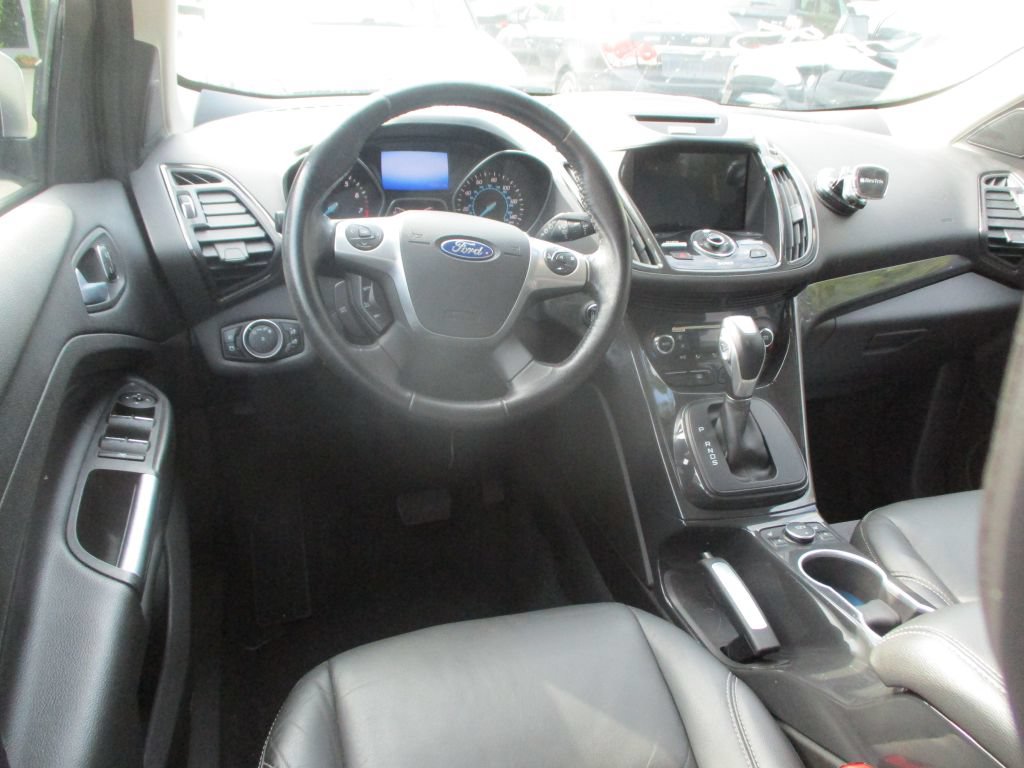 Used 2016 Ford Escape Titanium AWD/4WD image 8