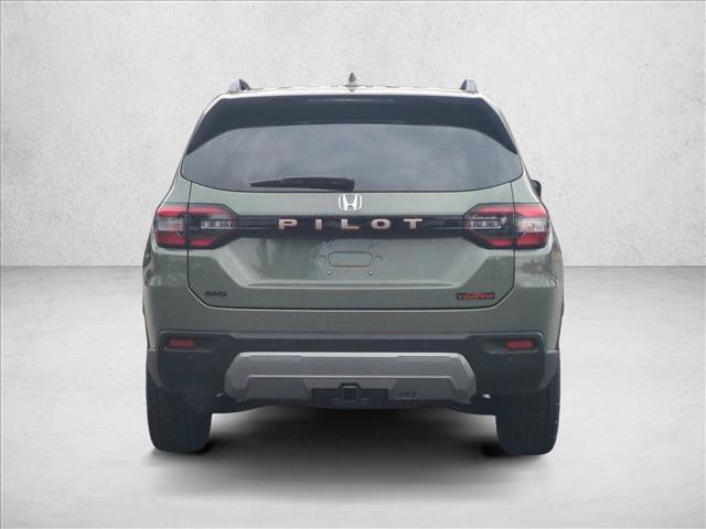 New 2026 Honda Pilot TrailSport image 8