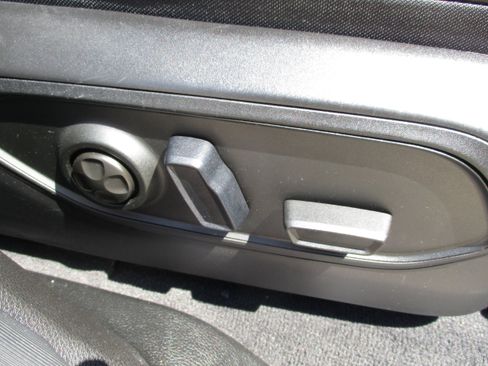 Used 2022 Jeep Grand Cherokee L Limited image 48