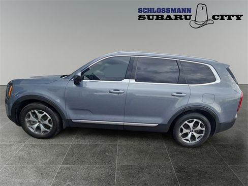 Used 2021 Kia Telluride EX image 2