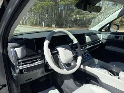 New 2026 Hyundai Santa Fe SE FWD image 11