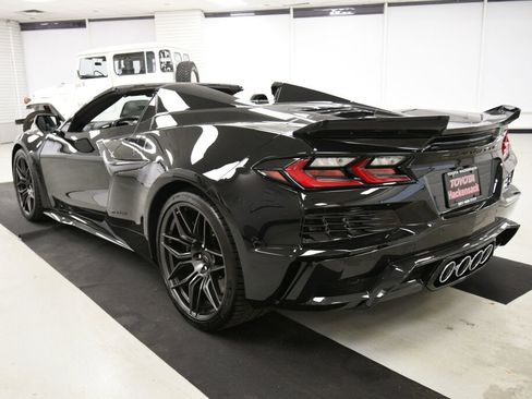 Used 2024 Chevrolet Corvette Z06 image 5