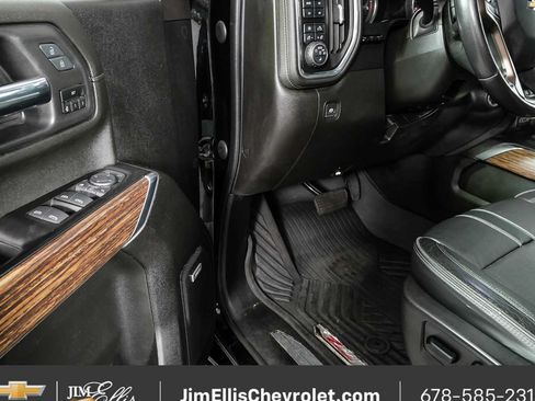 Certified 2022 Chevrolet Silverado 2500 High Country w/ Z71 Off-Road Package AWD/4WD image 8