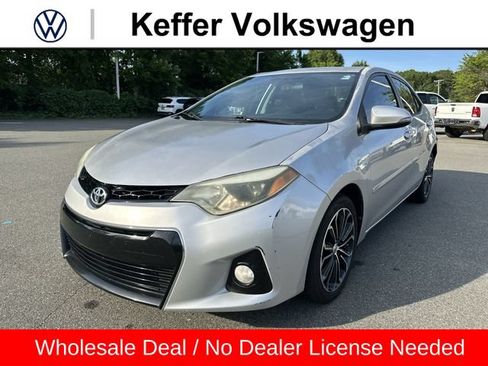 Used 2015 Toyota Corolla S w/ Driver Convenience Package FWD image 1