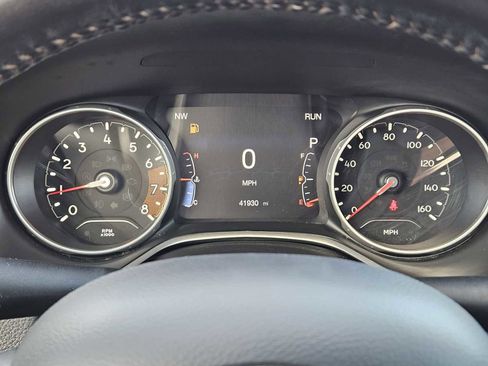 Used 2020 Jeep Compass Limited image 33