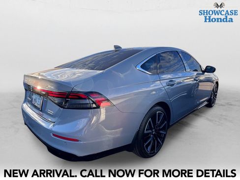 Used 2024 Honda Accord Touring image 5
