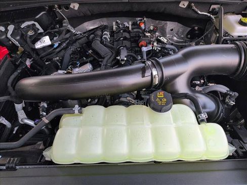 New 2026 Ford Expedition Active image 16