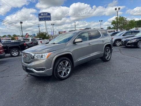 Used 2019 GMC Acadia Denali w/ Technology Package FWD image 1
