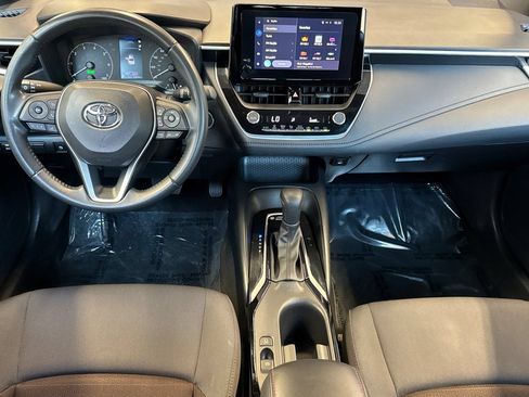 Certified 2024 Toyota Corolla SE FWD image 17