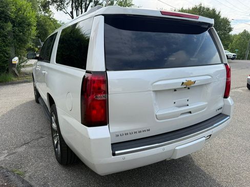 Used 2017 Chevrolet Suburban Premier AWD/4WD image 10