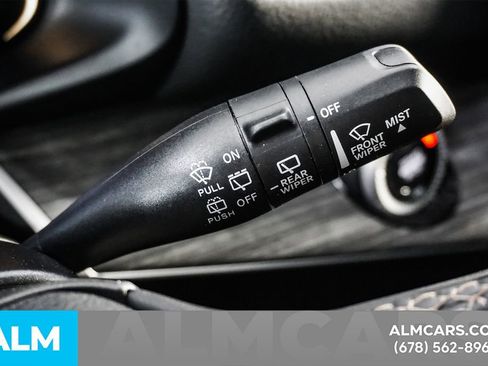 Used 2024 Jeep Wagoneer Series II w/ Flexible Seating Group image 33