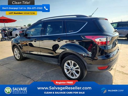 Used 2017 Ford Escape SE w/ Equipment Group 201A FWD image 3