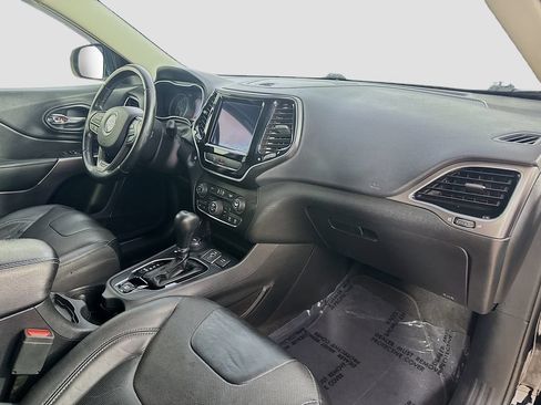 Used 2020 Jeep Cherokee Limited AWD/4WD image 35