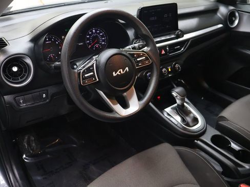 Used 2024 Kia Forte LXS image 18