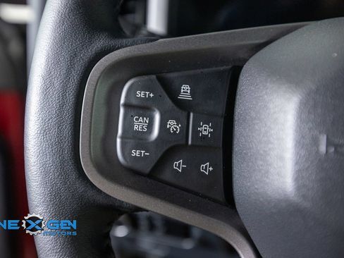 Used 2025 Ford Bronco Badlands AWD/4WD image 14