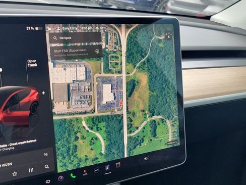 Used 2023 Tesla Model Y Performance AWD/4WD image 27