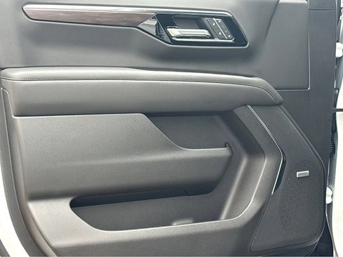 New 2026 Chevrolet Tahoe LT image 23