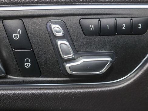 Used 2018 Mercedes-Benz GLA 250 image 19